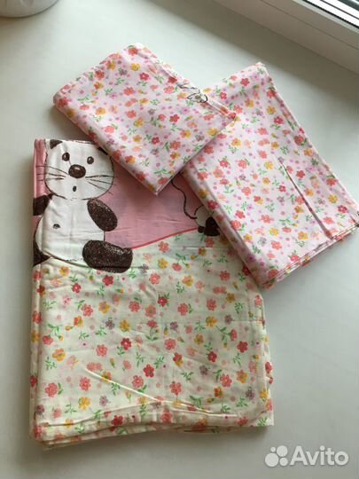 Комплект в детскую кроватку новый