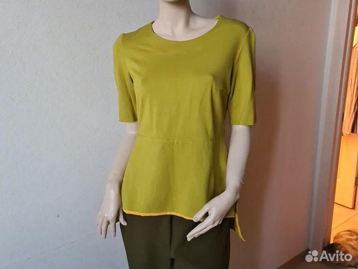 Фисташкого цвета блуза Balunova