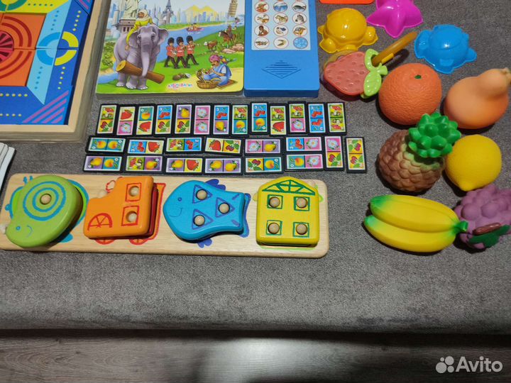 Развивающие игрушки пакетом от 0
