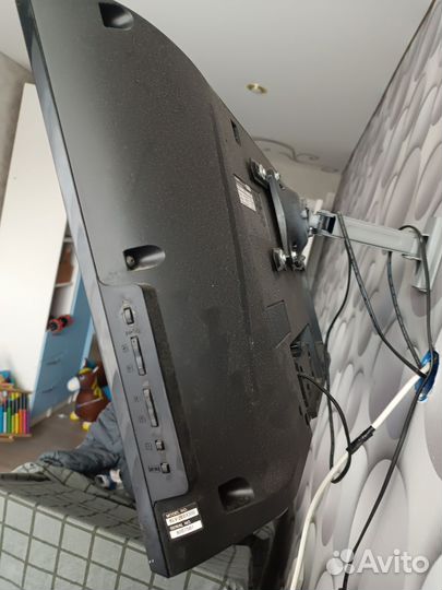 Телевизор бу sony bravia,читайте описание внимат
