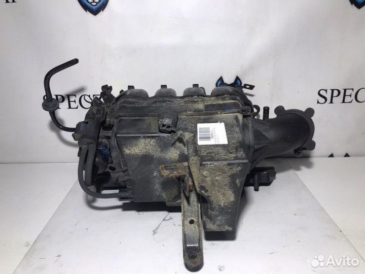 Впускной коллектор Opel Astra H Z16XER 2004-2015