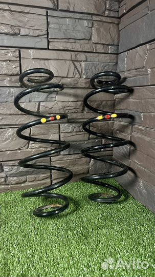 Пружина задняя для Peugeot 207 2006-2013