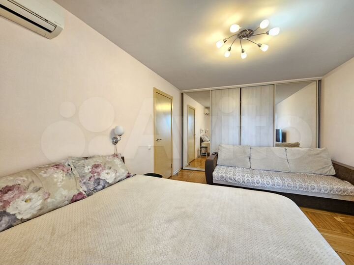 1-к. квартира, 40 м², 9/9 эт.