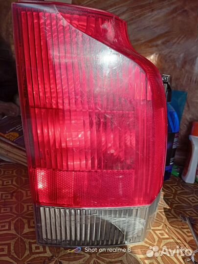 Задний правый фонарь вольво v70 xc70