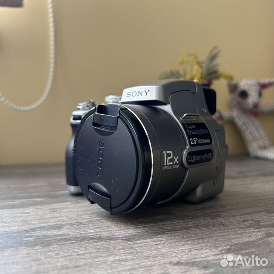 Компактный фотоаппарат sony cyber shot