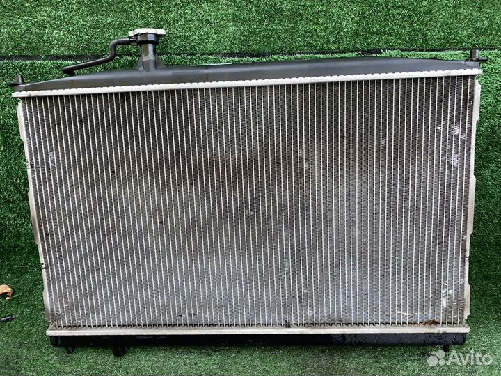 Радиатор охлаждения Hyundai Santa Fe CM