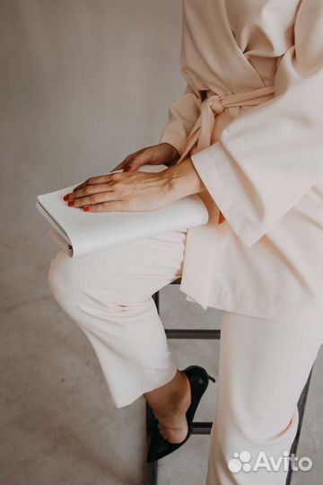 Ведущий на праздник