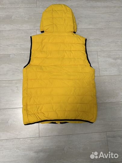 Жилетка weekend offender новая