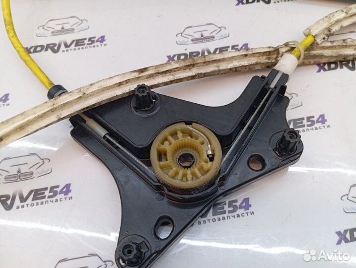 Стеклоподъемный механизм задний левый