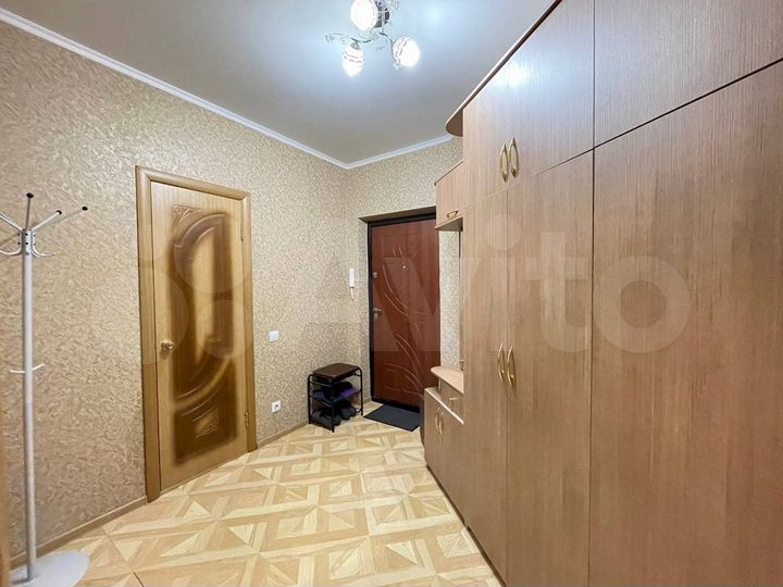 1-к. квартира, 40 м², 2/15 эт.