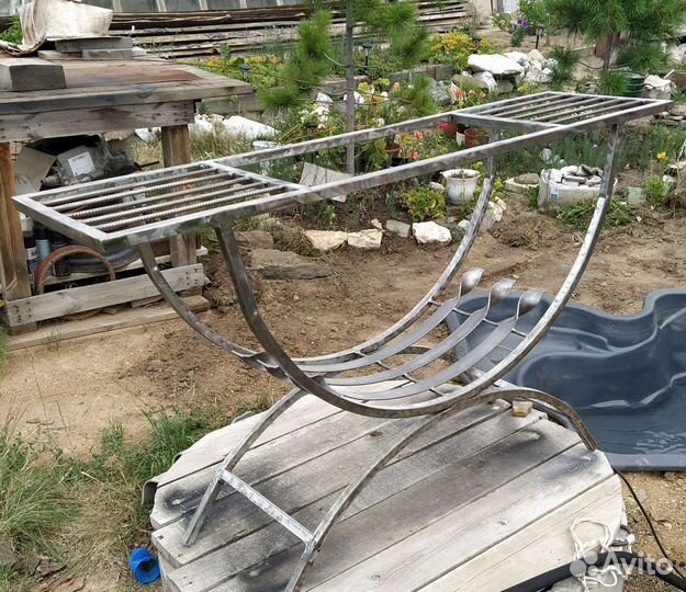 Стойка для мангала 600х300