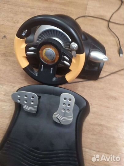 Игровой руль с педалями для пк