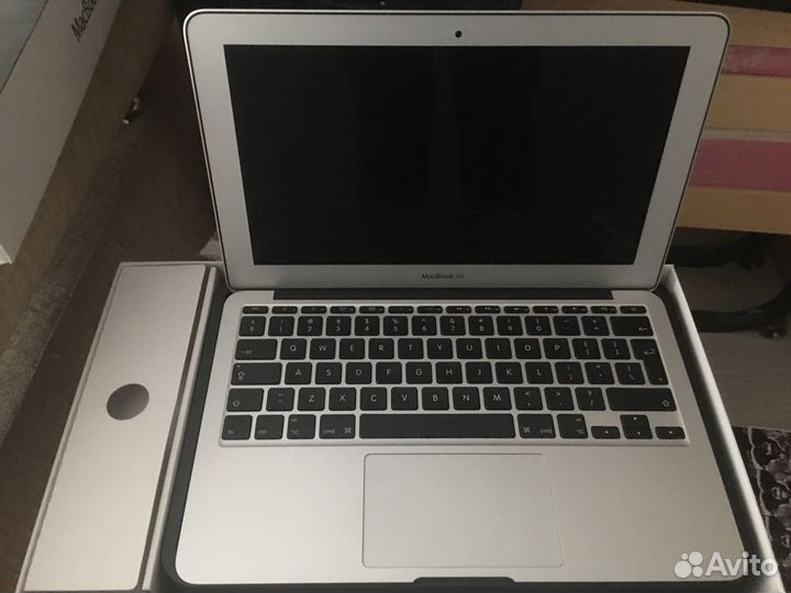 Apple MacBook Air 11 2011