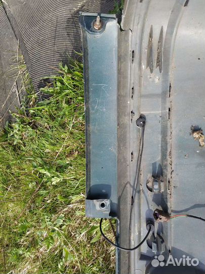 Задний бампер Пежо 406