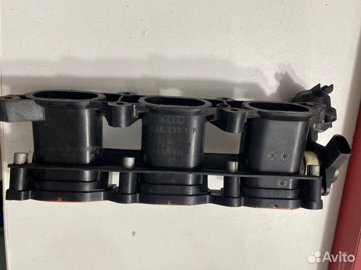 Коллектор впускной Audi A6 4F2