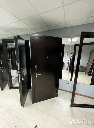 Входная дверь с бесплатной установкой