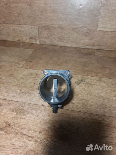 Расходомер воздуха Nissan Almera Tino 1.8 б