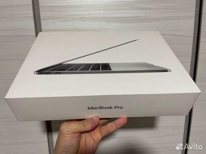 Apple MacBook Pro 15 2017, 512 гб
