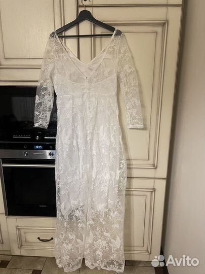 Платье белое