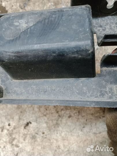 Кронштейн крепления заднего бампера центральный Renault Megane 2