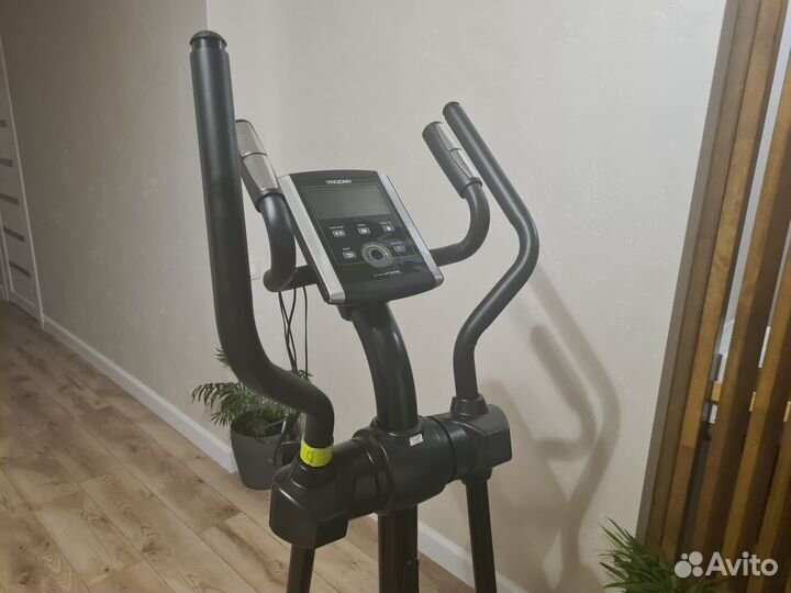 Эллиптический тренажер Torneo Trans Form C-530