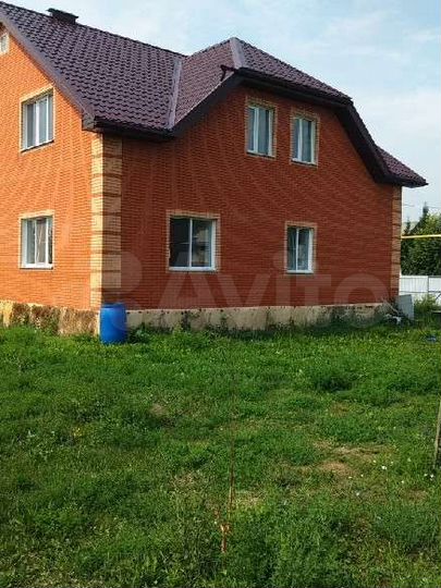 Коттедж 231 м² на участке 12 сот.