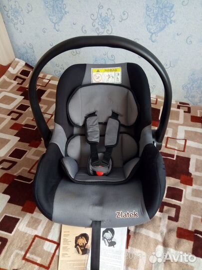 Детская автолюлька Zlatek Colibri 0+