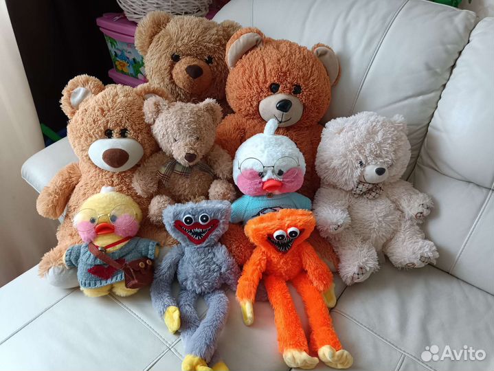 Плюшевые медведи, утки