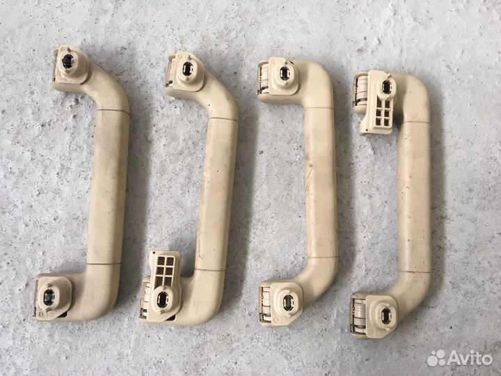 Потолочная ручка Volkswagen Phaeton(2077)