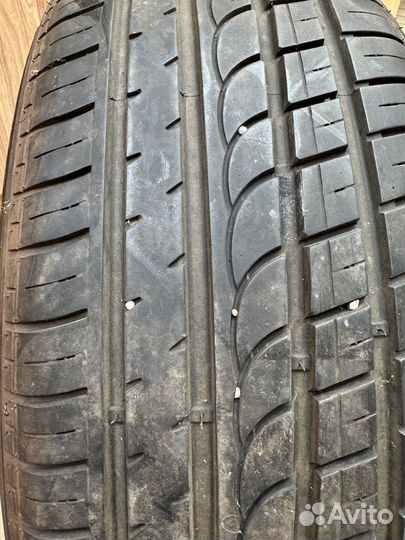 Altenzo Sports Comforter 215/45 R17 91W