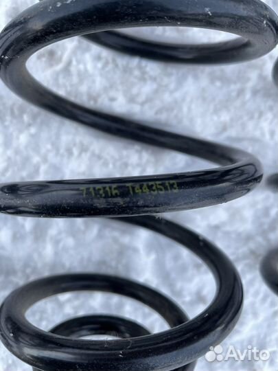 Комплект новых пружин bmw e30
