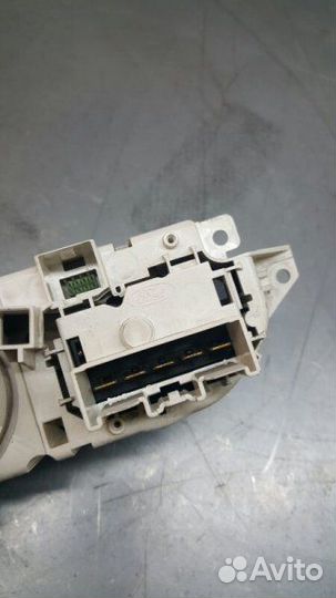 Блок управления отопителя салона (печки) Ford