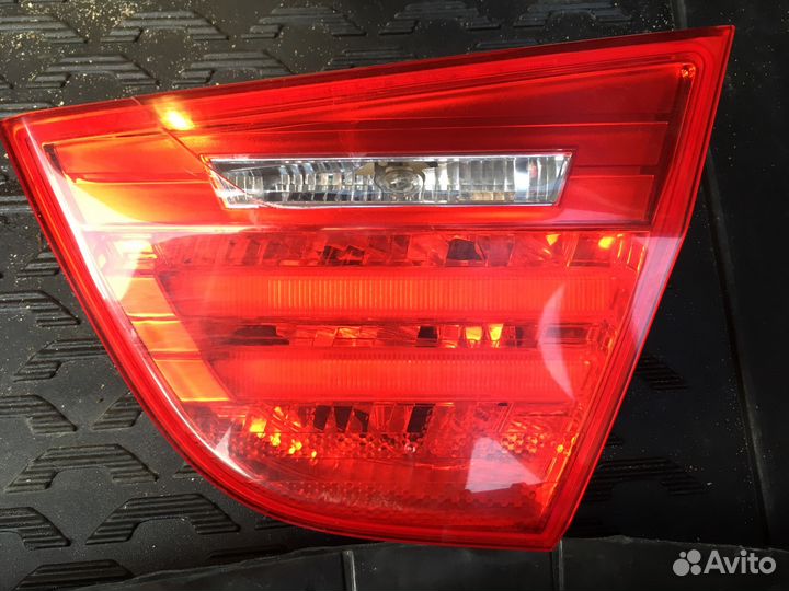 Продам задний правый фонарь bmw e90