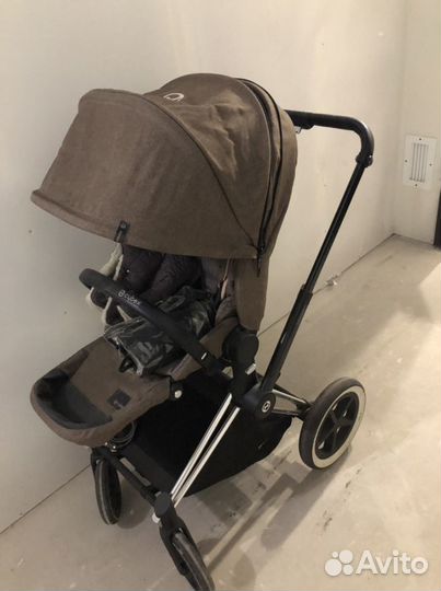 Коляска Cybex