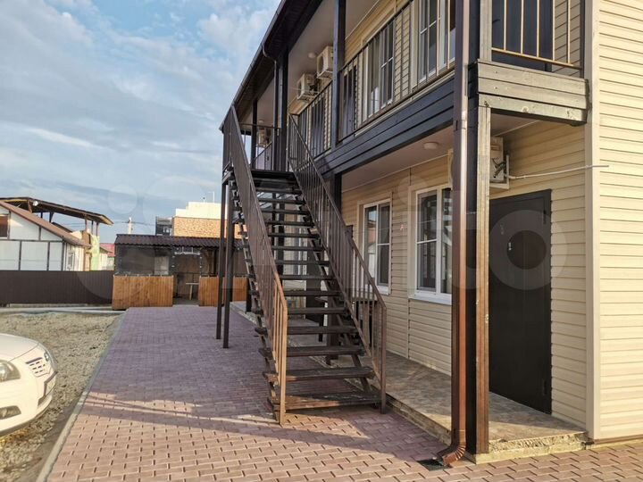 Гостиница, 325 м²