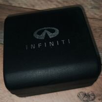 Оригинальные часы Infiniti