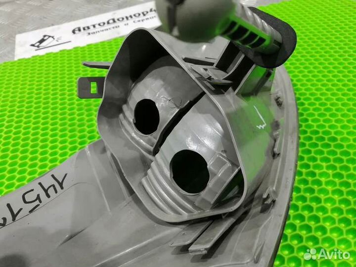 Фонарь задний левый в крыло Renault Megane 3 хэтч