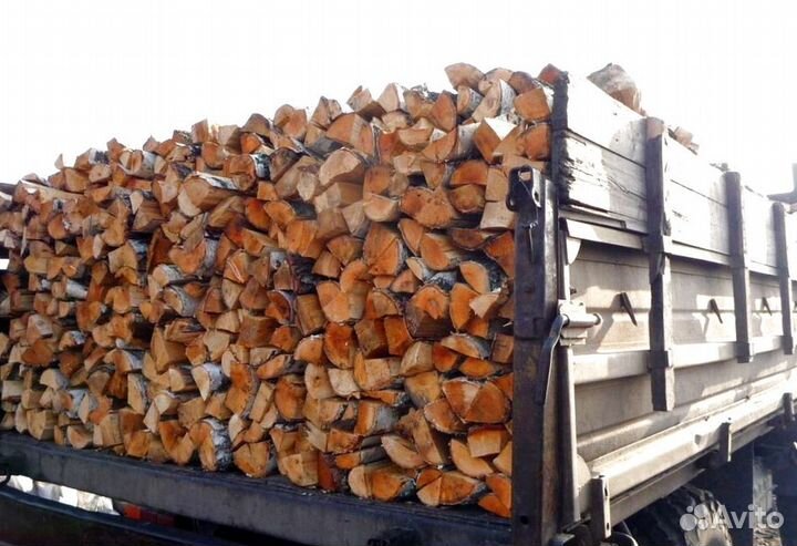 На дворе трава на траве дрова