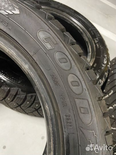 Goodyear Ultragrip 600 205/55 R16