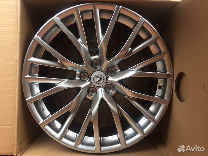 Lexus RX F-Sport комплектация Luxury r20