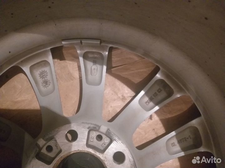 Диски оригинальные 18 радиус задние бмв 3611686849