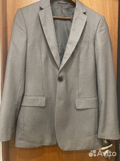 Костюм мужской. Размер 44 (S)