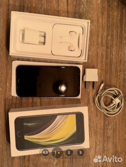 iPhone SE (2020), 64 ГБ