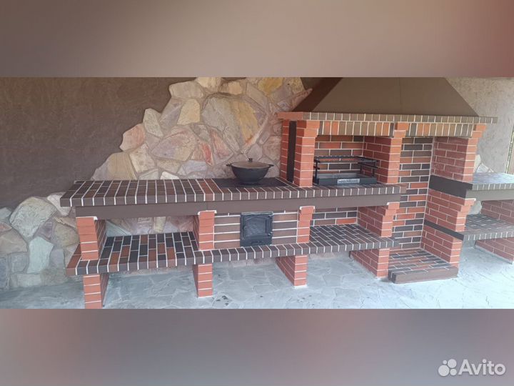 Печь барбекю комплекс из кирпича с мангалом и тандыром