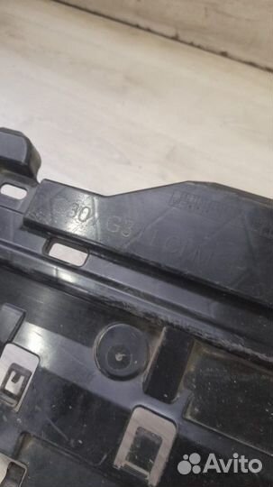 Кронштейн бампера задний Bmw 5 G 30 С 2020 Года