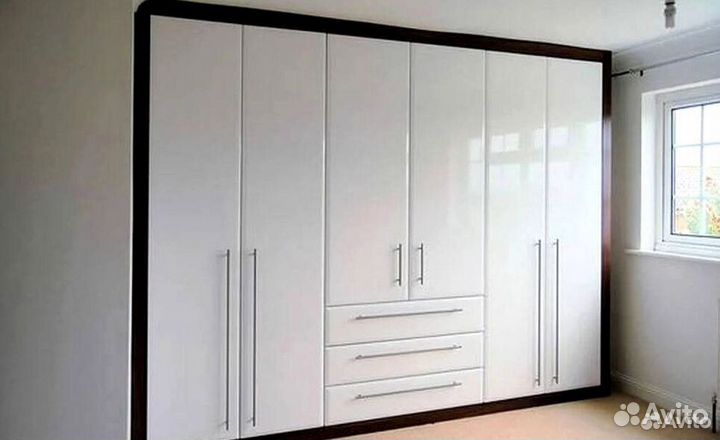 Шкаф современный на заказ