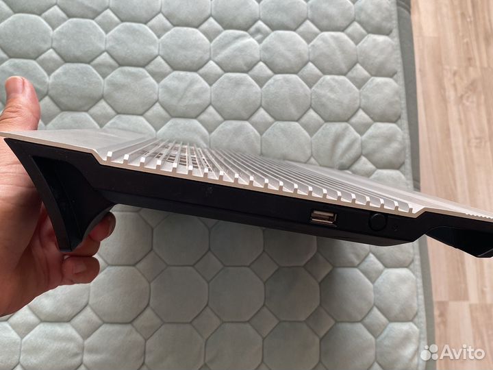 Охладитель для ноутбука