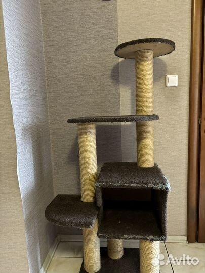 Домик для кошки с когтеточкой