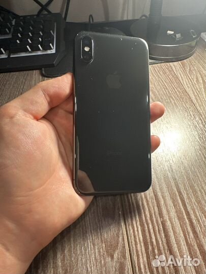 iPhone X, 64 ГБ