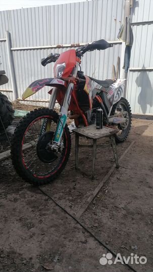 Мотоцикл Эндуро KTM 350